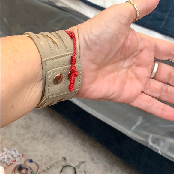 Watch - Picture 2 of 2